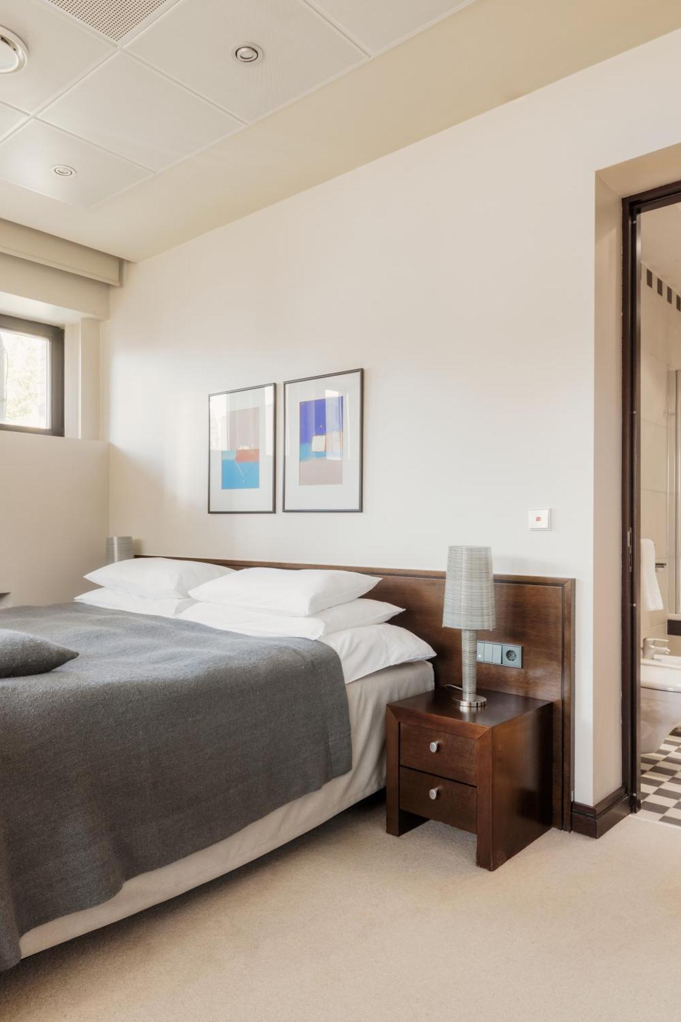 Hotel Bergs Suites รีกา ภายนอก รูปภาพ